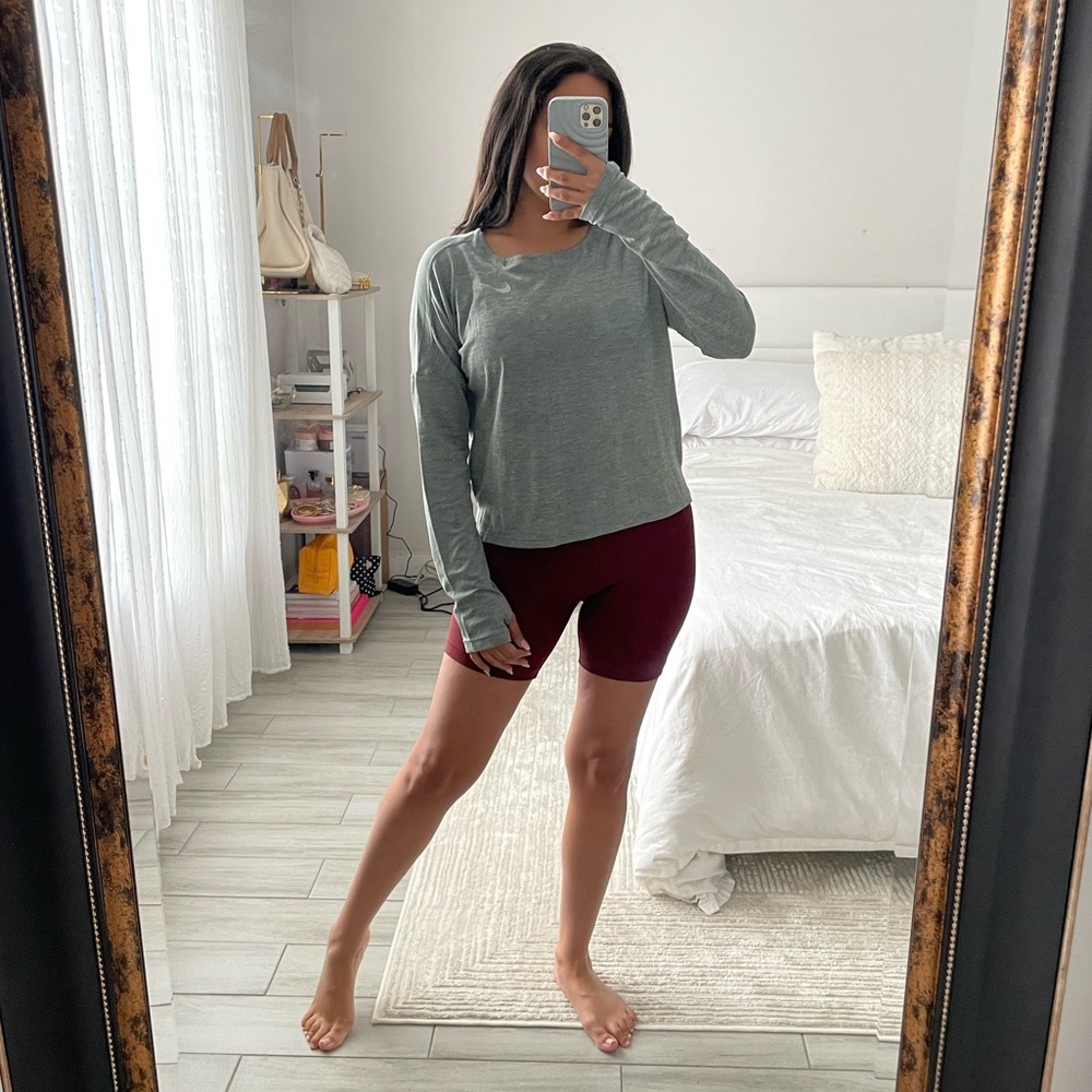 NIKE Dri-Fit Long Sleeve Top